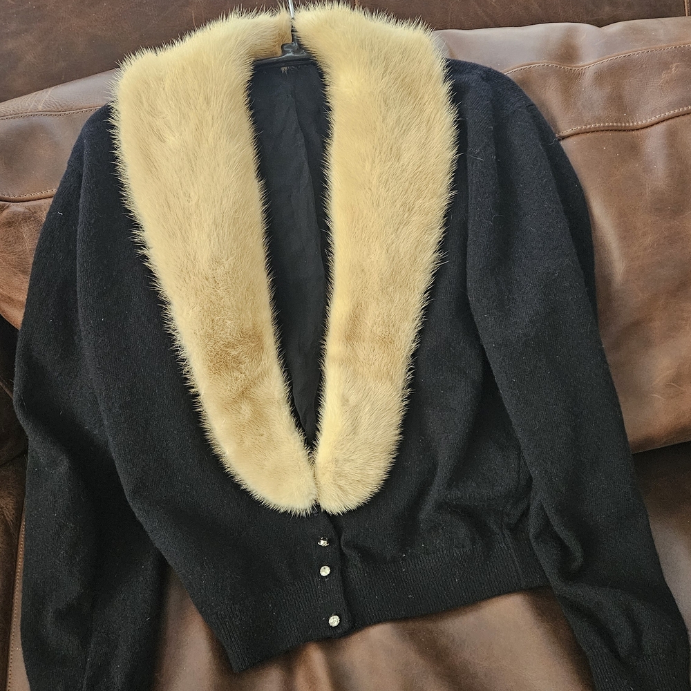 Elegant Black Sweater with Faux Fur Collar